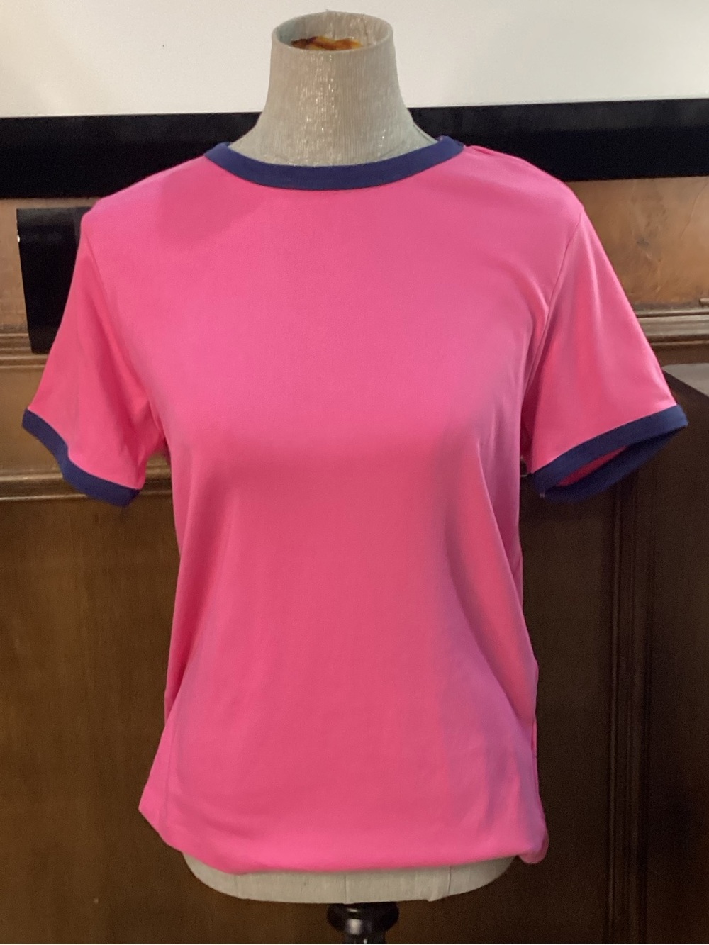 NWT SIZE XXL PIOMBO Pink Tee with Navy Contrast Trim - Picture 2 of 8